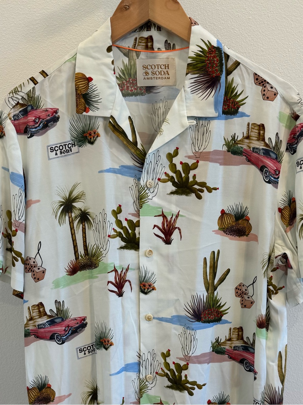 NWT Scotch & Soda Desert Motif Camp Short Sleeve Button Down Shirt Medium Resort - Picture 2 of 7